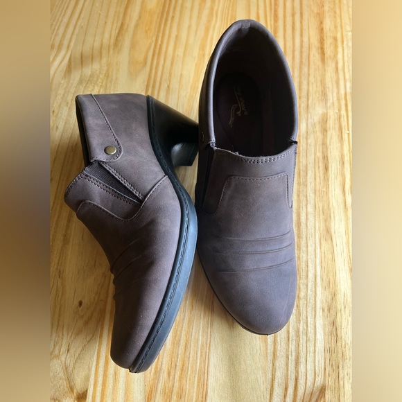 EASY STREET COMFORT WAVE WOMENS SZ 7.5 Brown SHOE BOOTIE - Picture 8 of 13